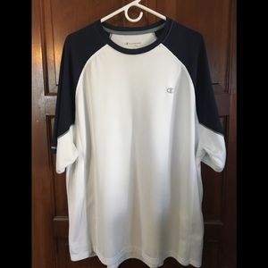 📦S A L E📦 CHAMPION POWERTRAIN SHIRT